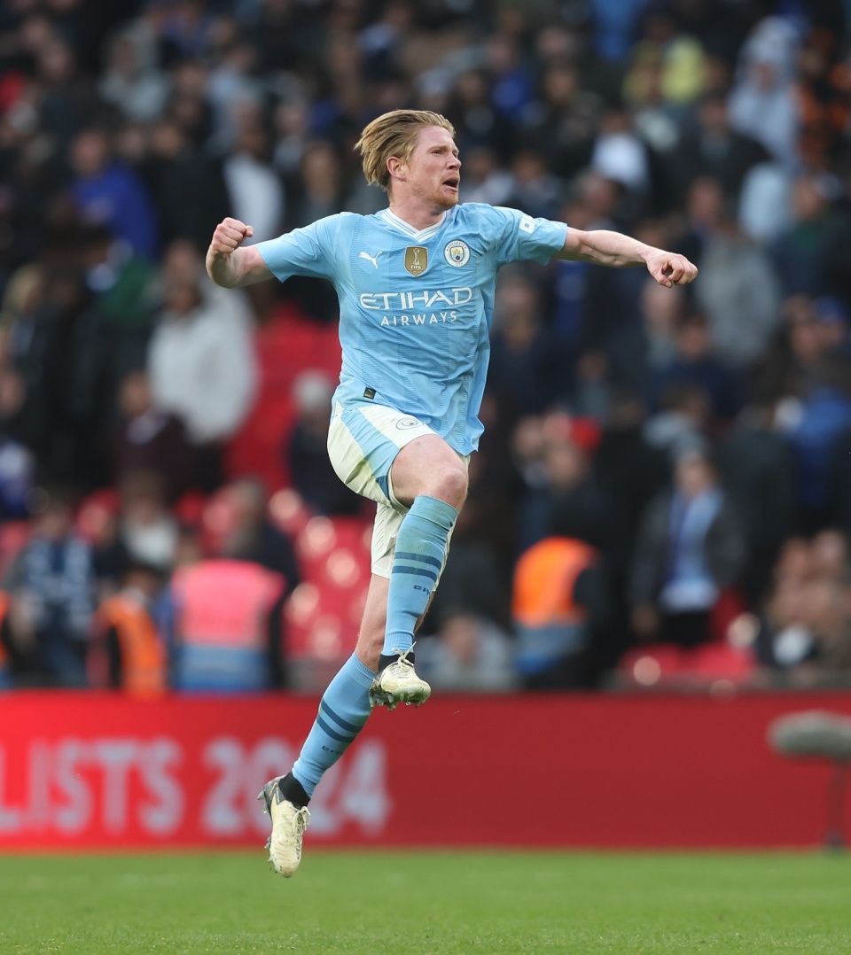 德布劳内迎来二十赛季高光表现，快船球迷沸腾！的简单介绍